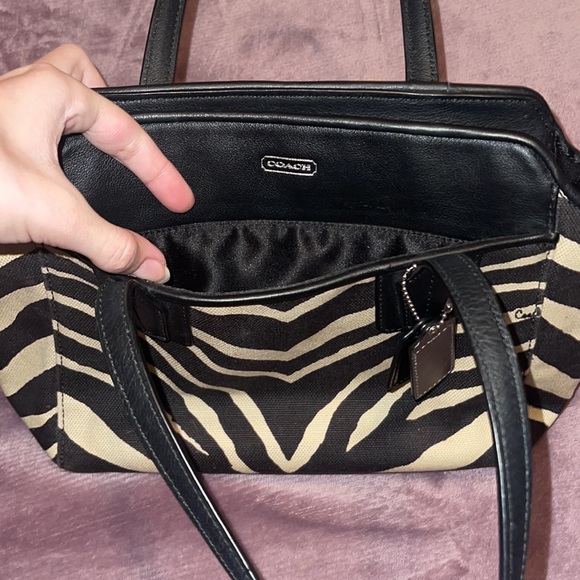 Y2K vintage coach purse! - Picture 4 of 4